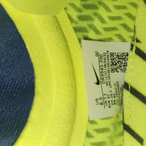 Nike Racing Mamba V Volt Men's size 8.5 - Picture 7 of 7